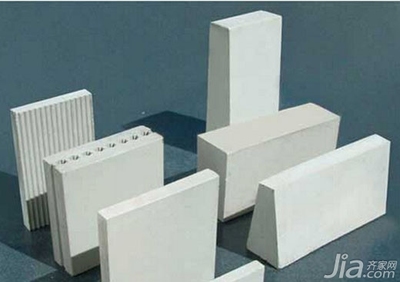 耐酸瓷磚的特性、應(yīng)用與價格分析